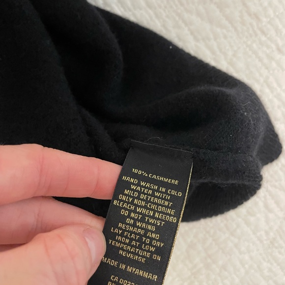 Cashmere sweater - Picture 7 of 7